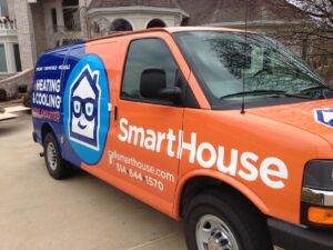 smarthouse truck outside house during the holidays